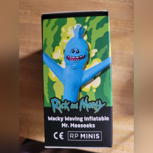 Rick and morty meeseeks inflatable 18" Brand New in Box - Picture 3 of 5